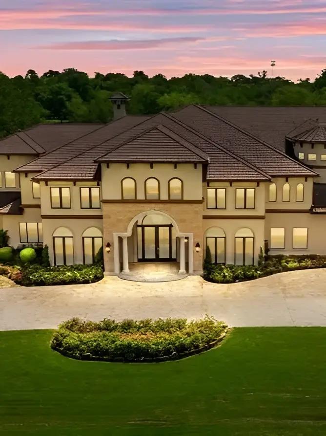 The best neighborhoods in Friendswood SVL