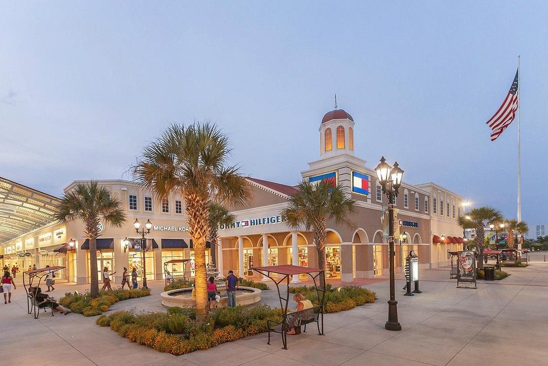 Tanger Outlets SVL