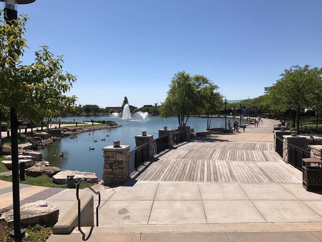 West Glen Town Center SVL