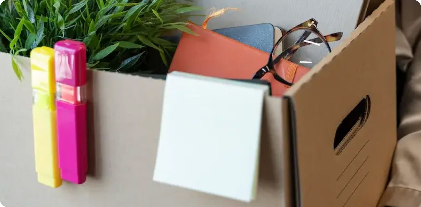 <span> Secure <span> fixed-cost commercial moves.